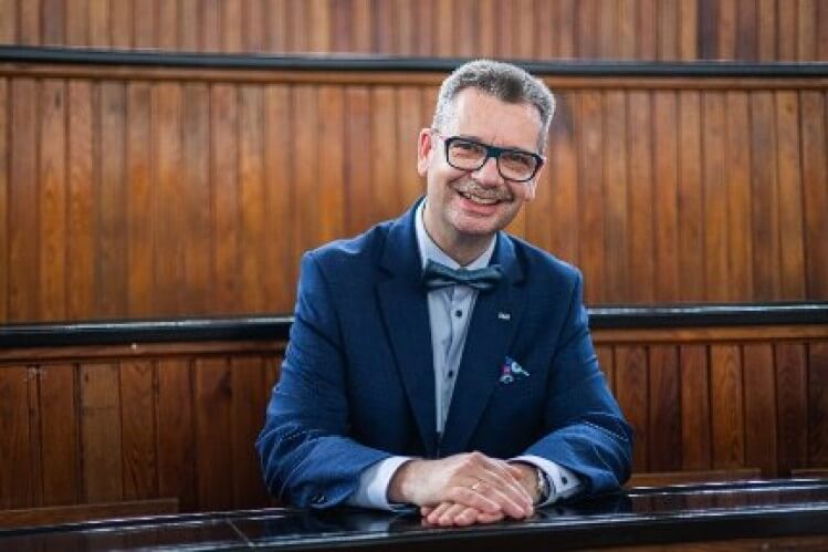 PROF. PIOTR  WACHOWIAK